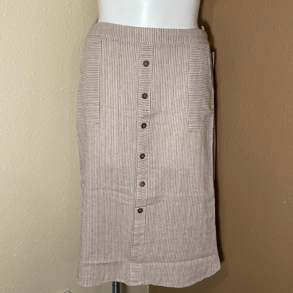 Maurice’s linen skirt